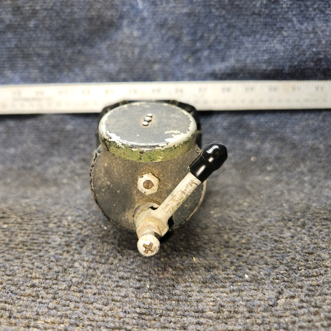 Used aircraft parts for sale, 1718-1AG-A1 Pioneer Cessna 172F Turn and Bank Indicator