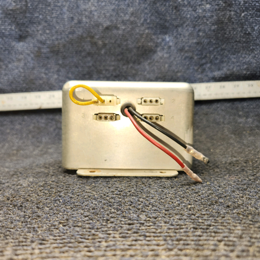 Used aircraft parts for sale, HD,T3 Whelen Stobe Power Supply (12V)