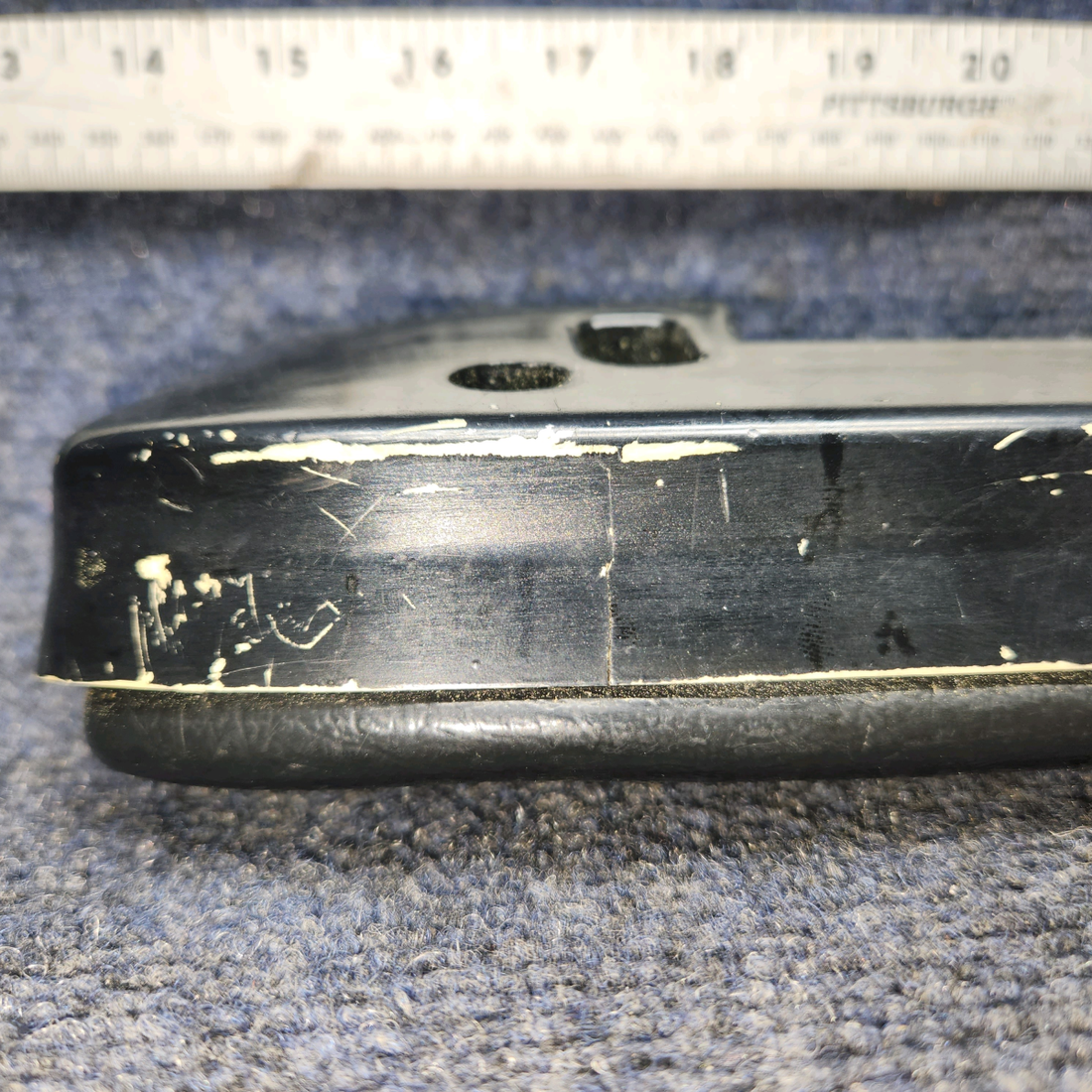 Used aircraft parts for sale, 1414082-20 CESSNA 172K ARMREST ASSEMBLY
