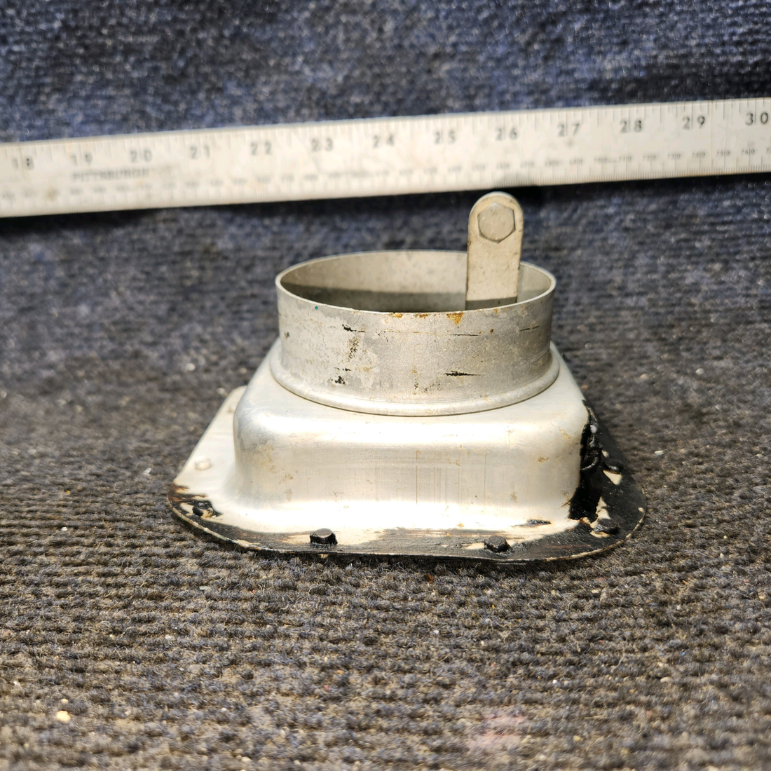 Used aircraft parts for sale, 0713139-1, 0713135-1, 0713140-1 Cessna 172F Outside Air Vent