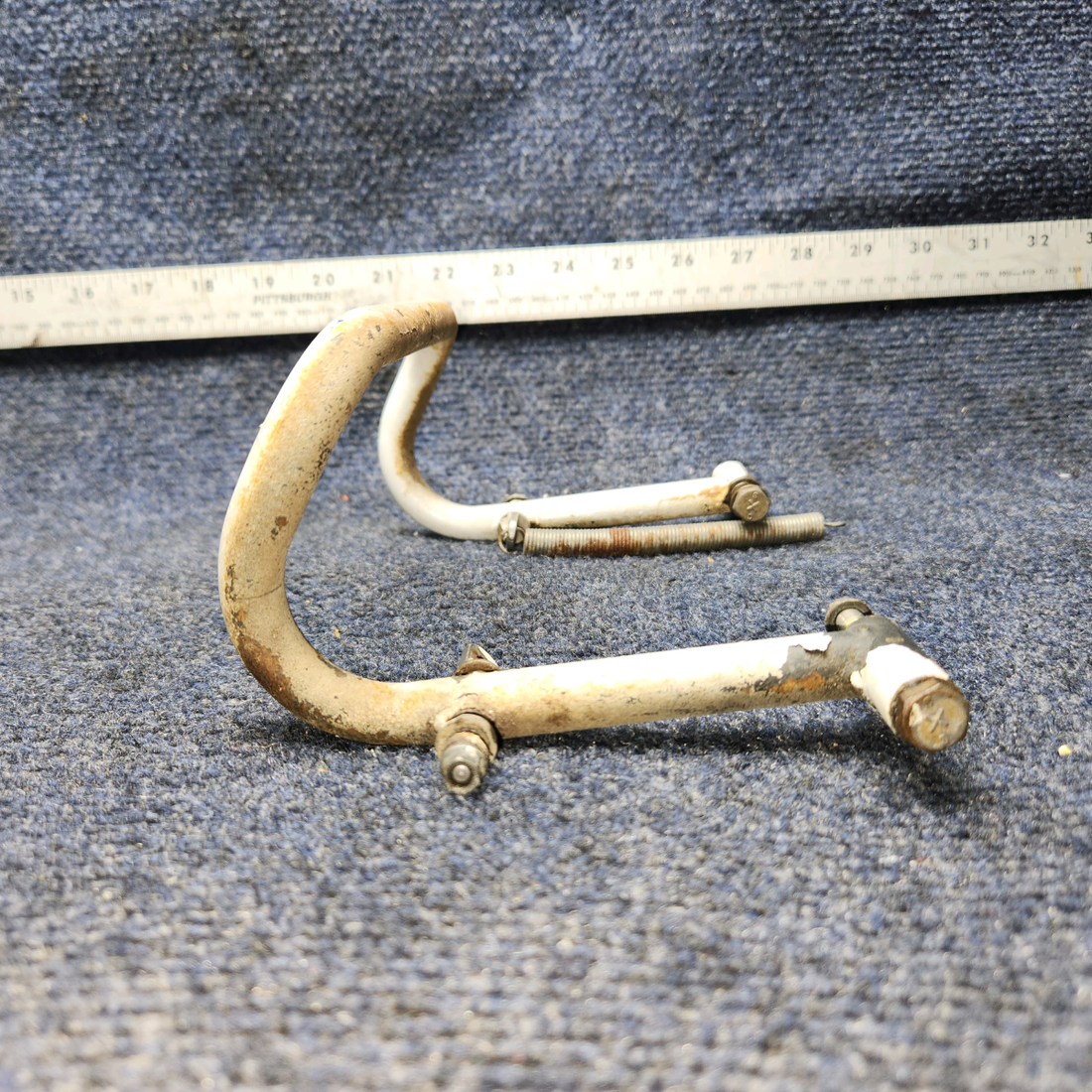 Used aircraft parts for sale, 2413089-1 Cessna 172RG Nose Gear Door Actuator Arm Assy