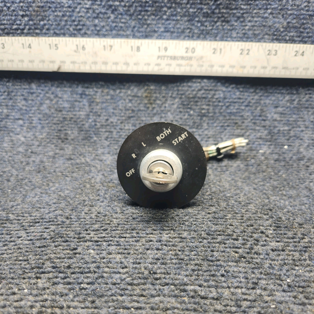Used aircraft parts for sale, 10-357210-1-E Bendix Beechcraft A23A Musketeer Custom III IGNITION SWITCH AND KEY