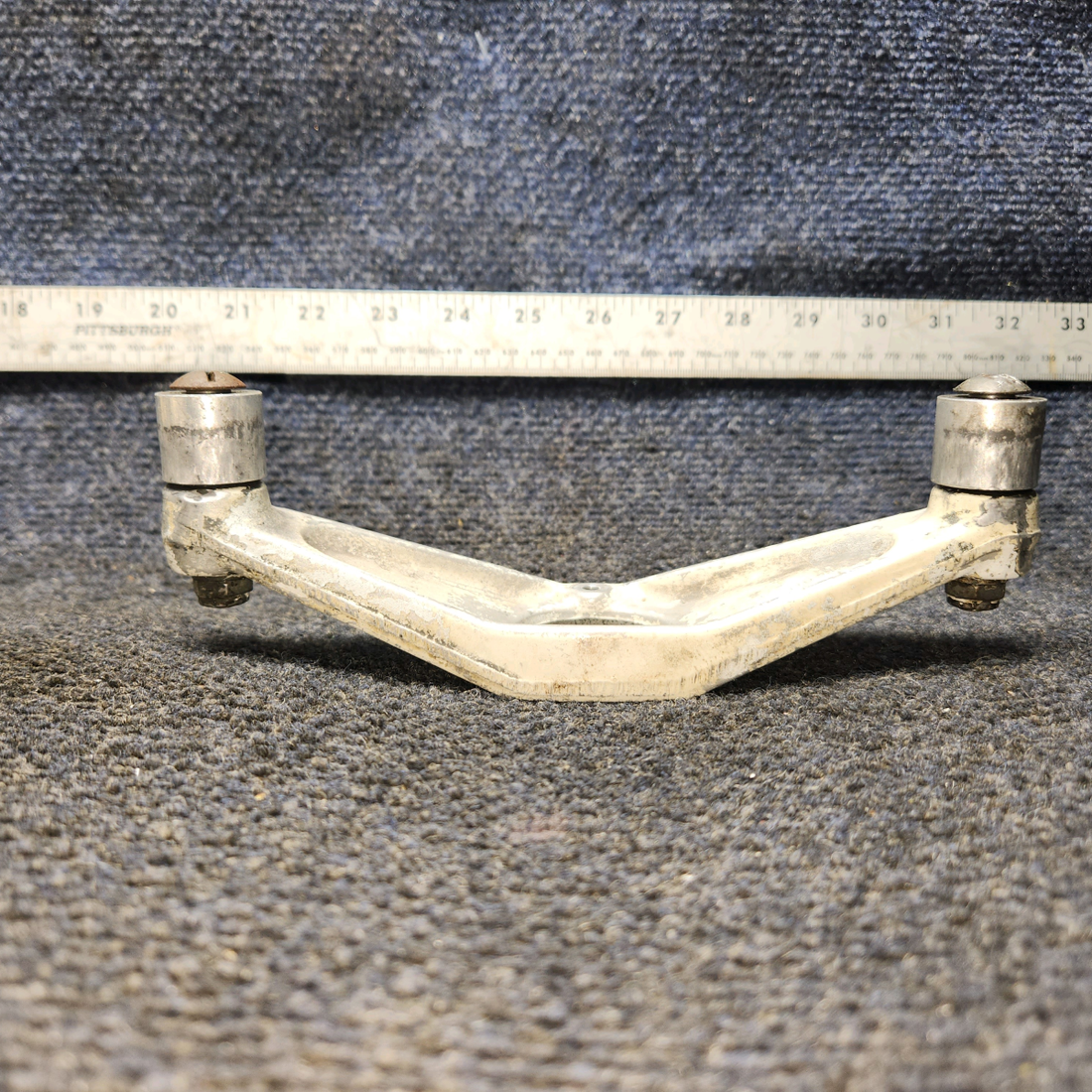 Used aircraft parts for sale, 44386-003 Piper PA32RT-300 Nose Wheel Steering Arm Assembly
