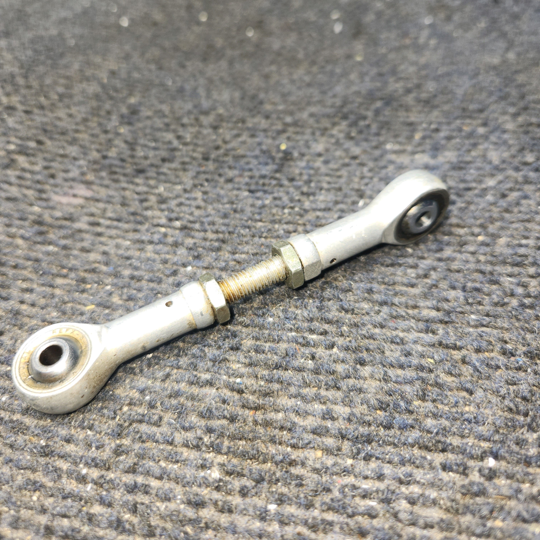 Used aircraft parts for sale, 0743608-1 Cessna 182G Push/Pull Rod Assembly Nose Gear Steering RH