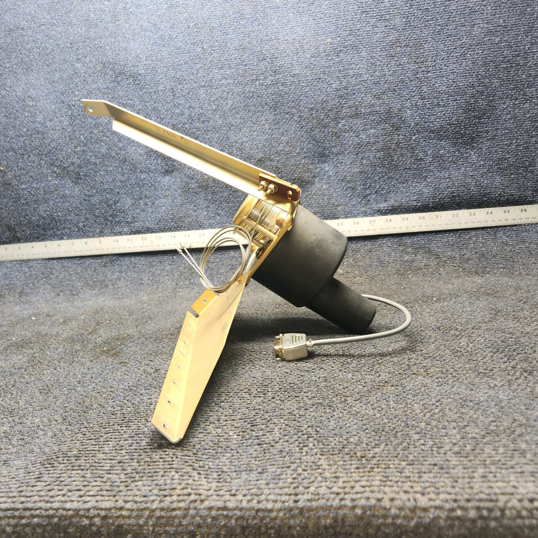 Used aircraft parts for sale, 0107-P4 S-Tec Cessna 182G Autopilot Pitch Servo Assembly