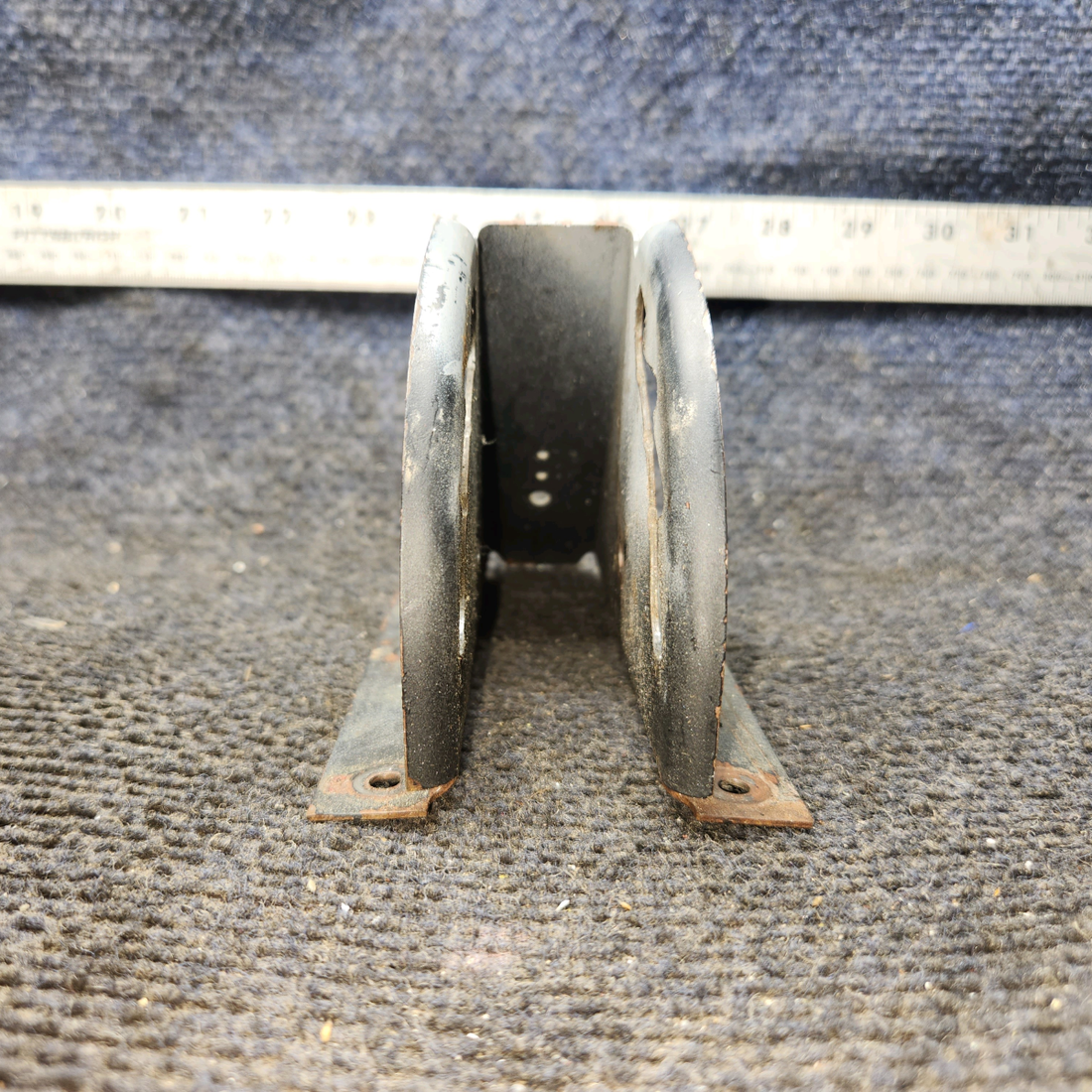Used aircraft parts for sale, 62738-000 Piper PA-28-140 Flap Handle Notch Bracket