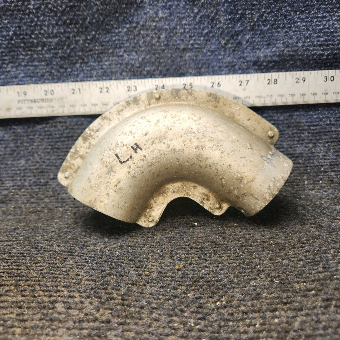 Used aircraft parts for sale, 0413233 Cessna 172E Cabin Air Vent Elbow