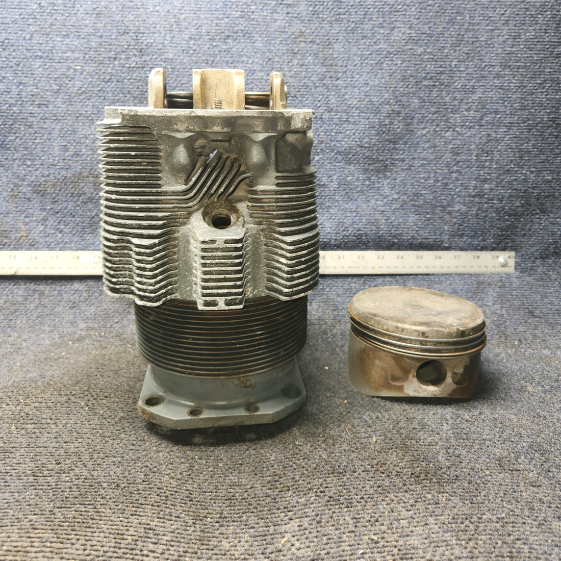 Used aircraft parts for sale, LW-12417 Lycoming O-320 American Gruman A1A Cylinder
