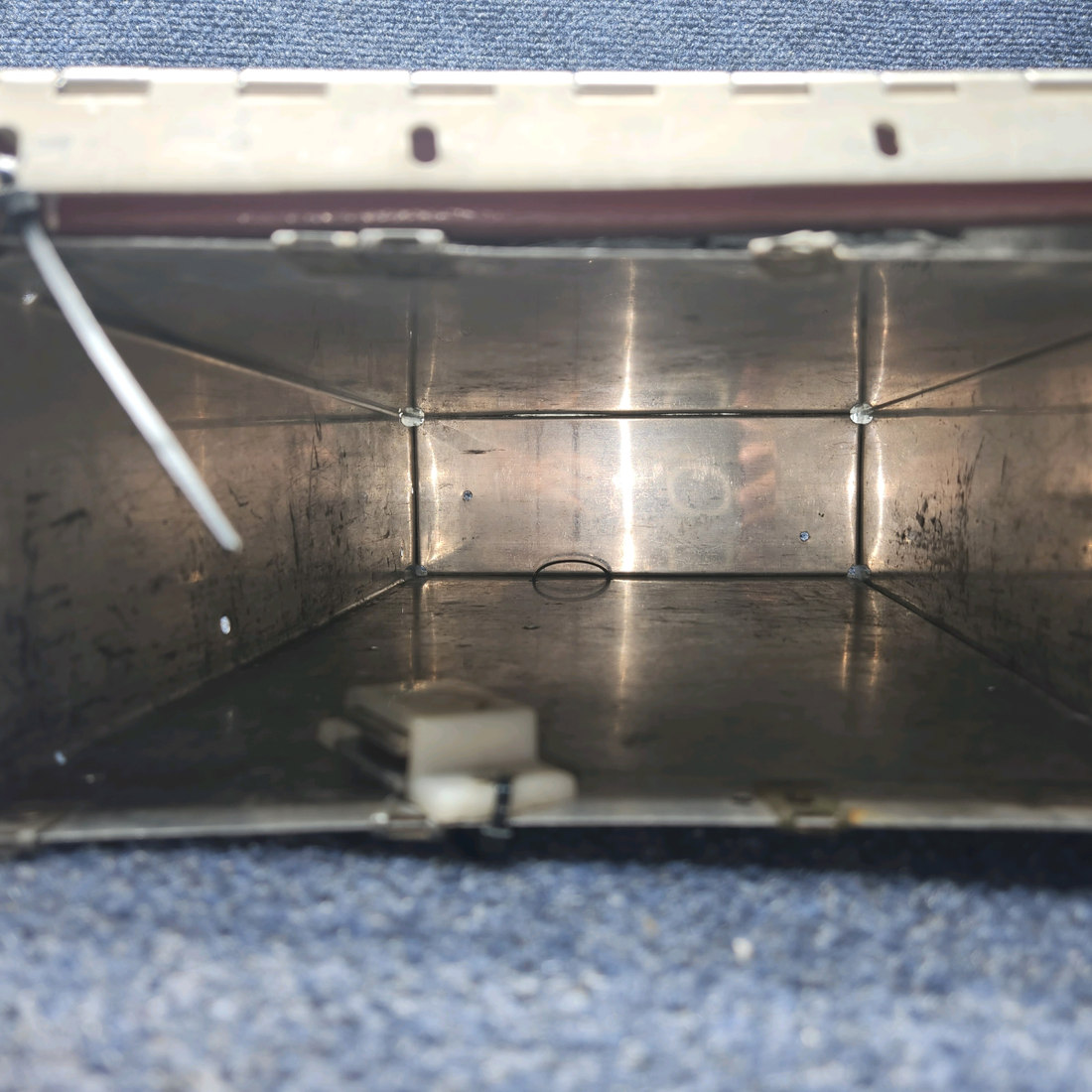Used aircraft parts for sale, 0413481-1 Cessna C-150J Glove Box with Door and Magnet
