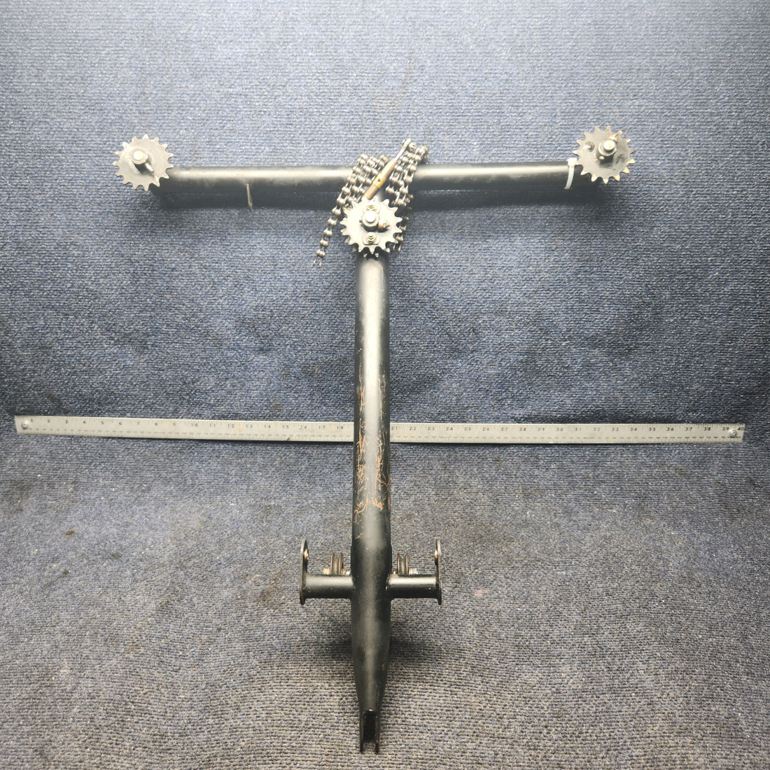 Used aircraft parts for sale, 62019-003 Piper PA28-140 Control Column Assy NO Joints