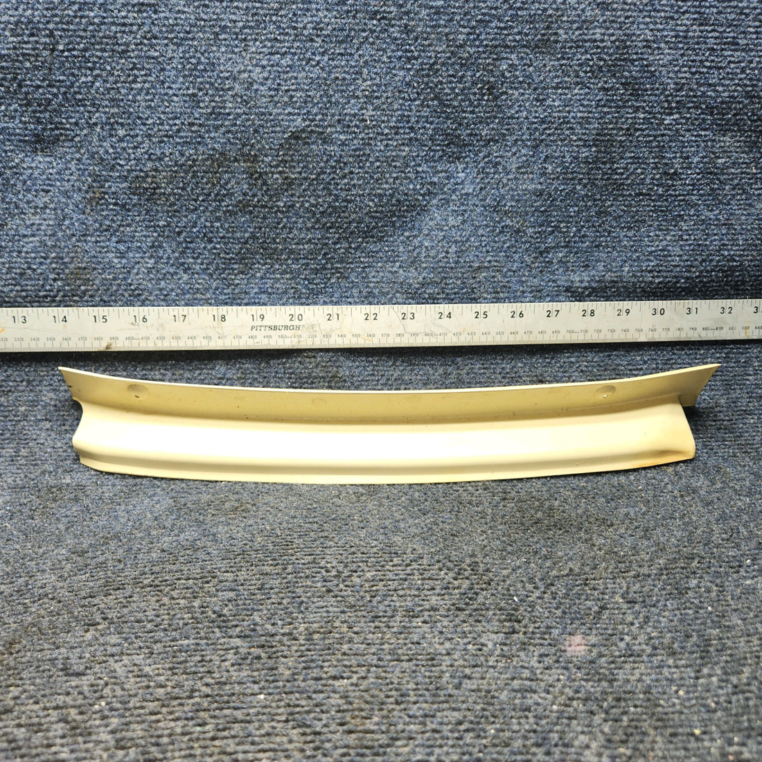 Used aircraft parts for sale, 63125-003 Piper PA28-140 WINDOW POST COVER