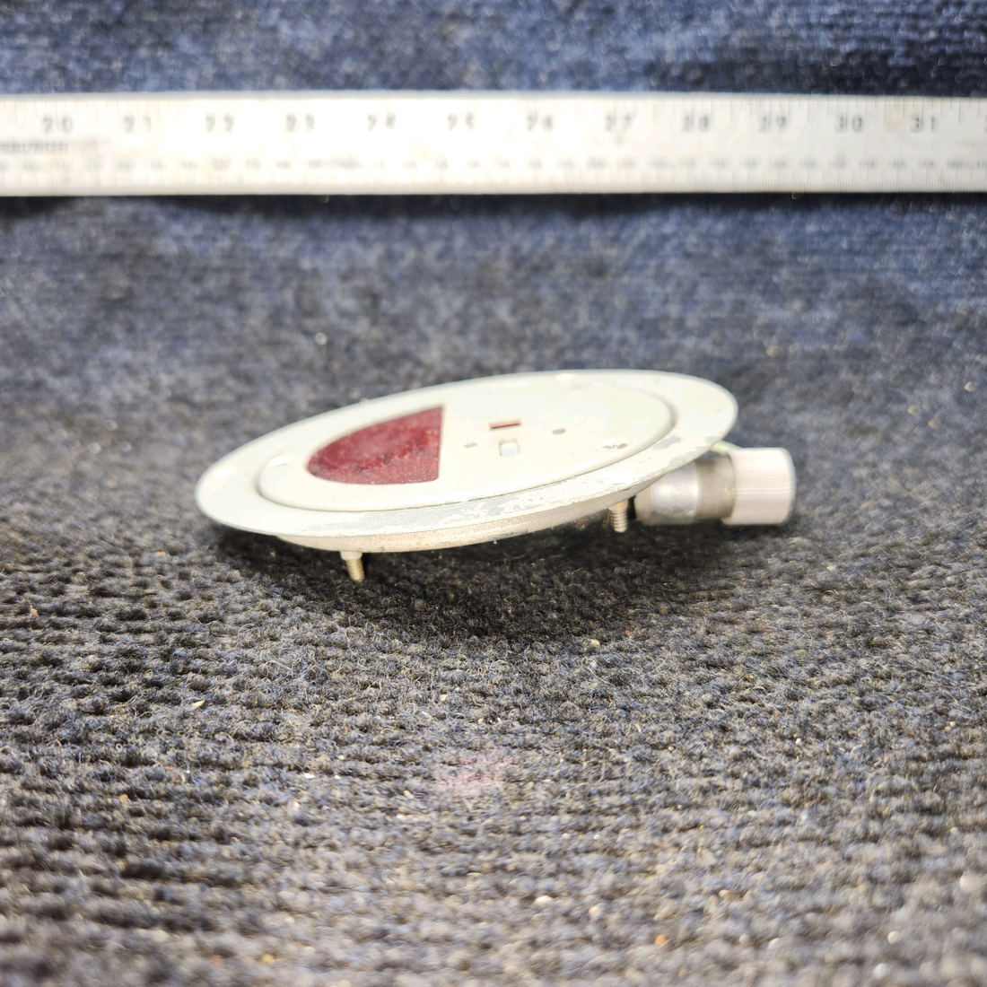 Used aircraft parts for sale, 15-0083-9 Grimes 472-908 Piper PA32RT-300 Panel Light Assembly (Volts 14)