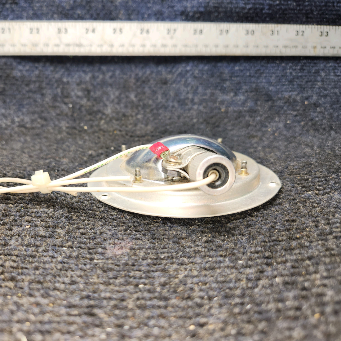 Used aircraft parts for sale, 15-0083-9 Grimes 472-908 Piper PA32RT-300 Panel Light Assembly (Volts 14)