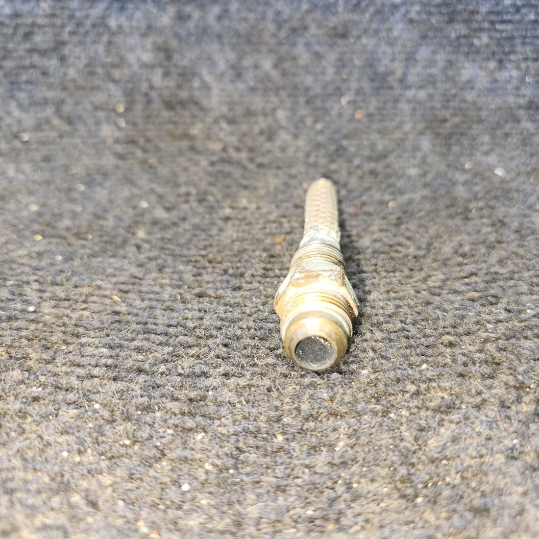 Used aircraft parts for sale, 0422130 Cessna 172F Fuel Tank Strainer (Finger Screen)