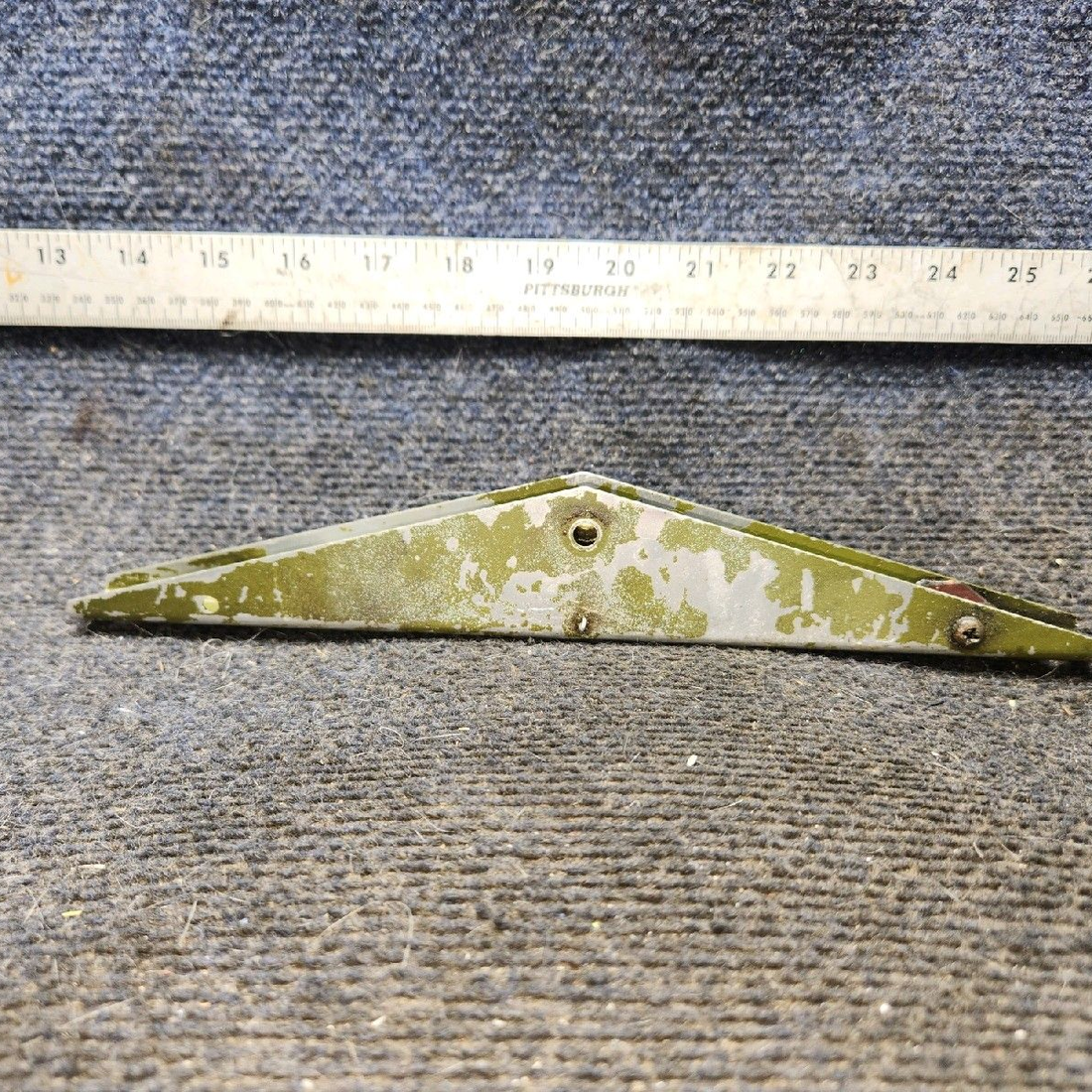 Used aircraft parts for sale, 62746-000 piper PA-28-181 Aileron Control Pulley Bracket