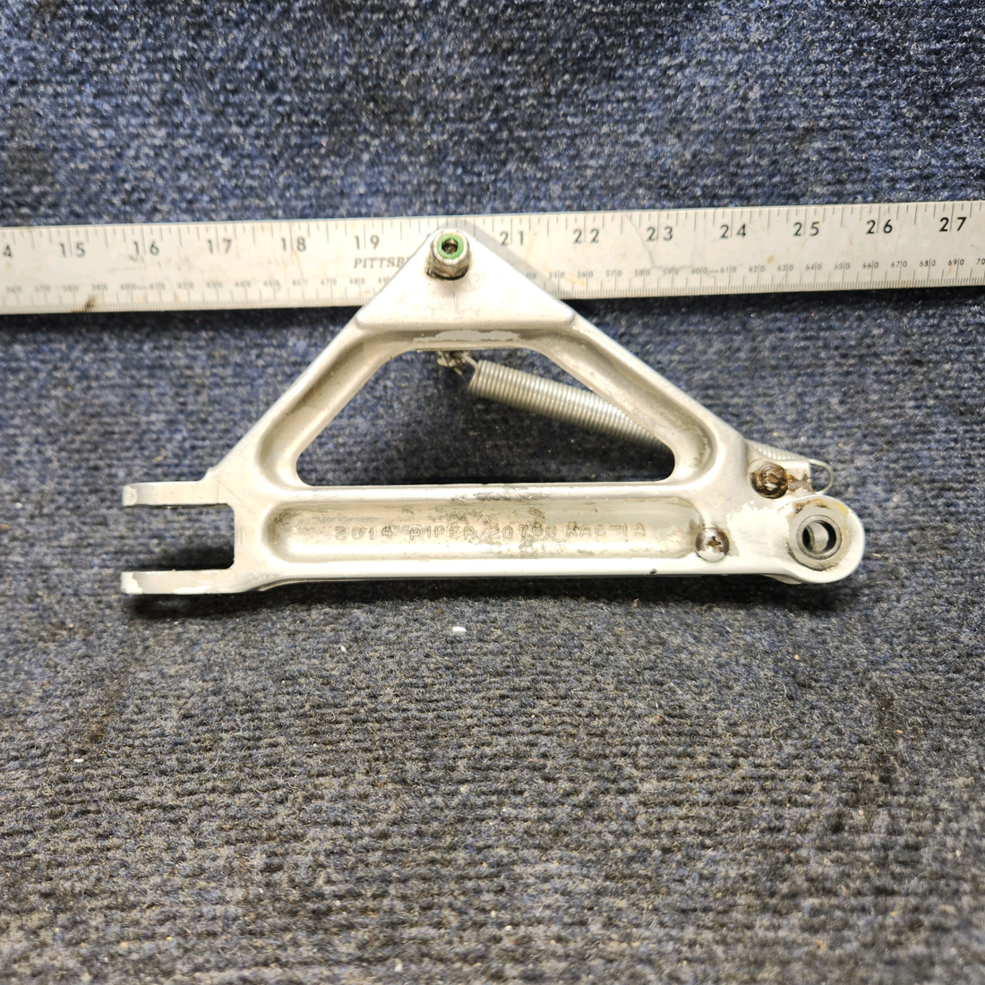 Used aircraft parts for sale, 20767-000 PIPER PA-24-250 Main Gear Link Assembly