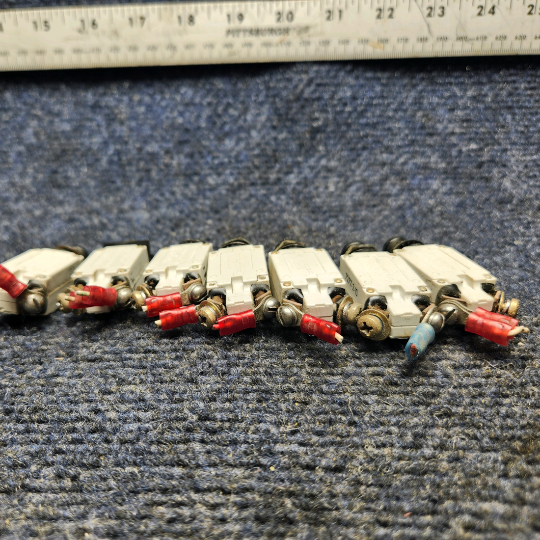 Used aircraft parts for sale, 7277-2-5 / 7277-2-7 PIPER PA28-161 Warrior III CIRCUIT BREAKER (SET OF SEVEN) 4-5A/1-3A/1-7A/1-10A.