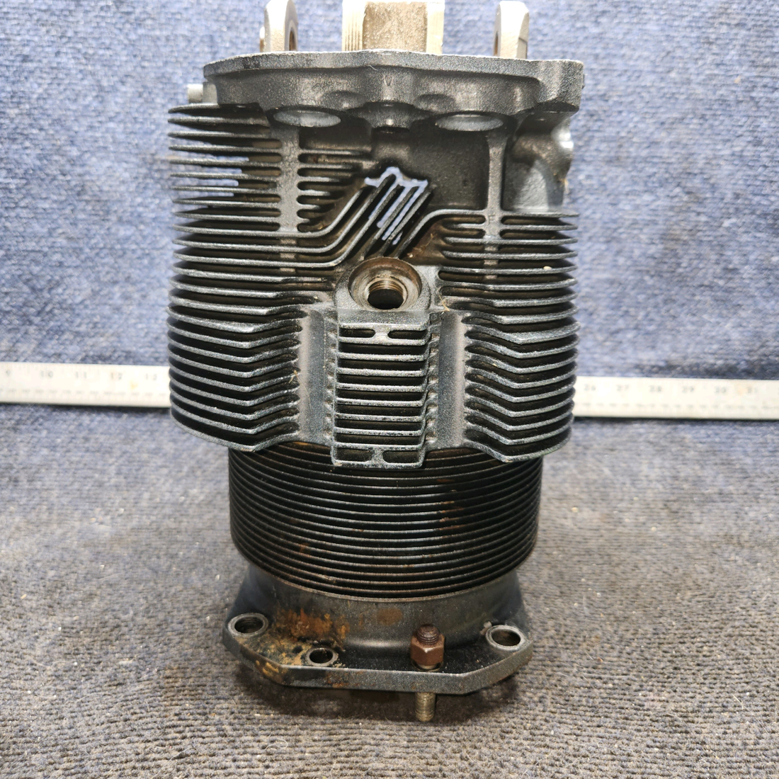 Used aircraft parts for sale, LW-12416 Lycoming Piper PA-28-140 Cylinder