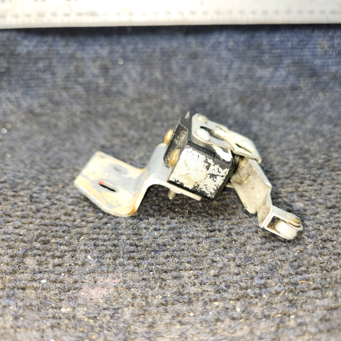 Used aircraft parts for sale, AN3169-1 BEECHCRAFT F35 Travel Limit Switch w/Arm