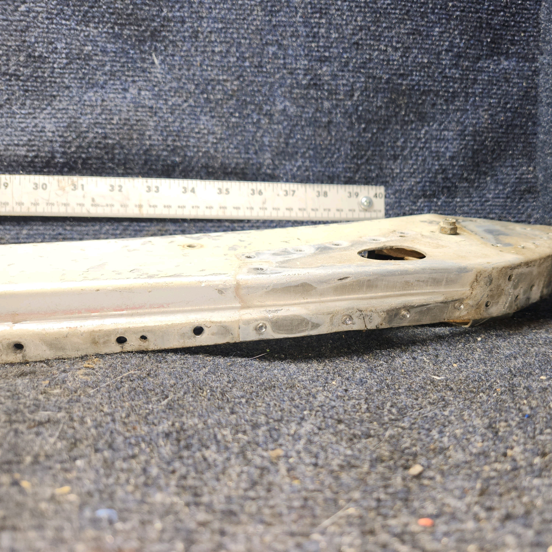 Used aircraft parts for sale, 0512124-36 Cessna 172E AFT Channel - RH