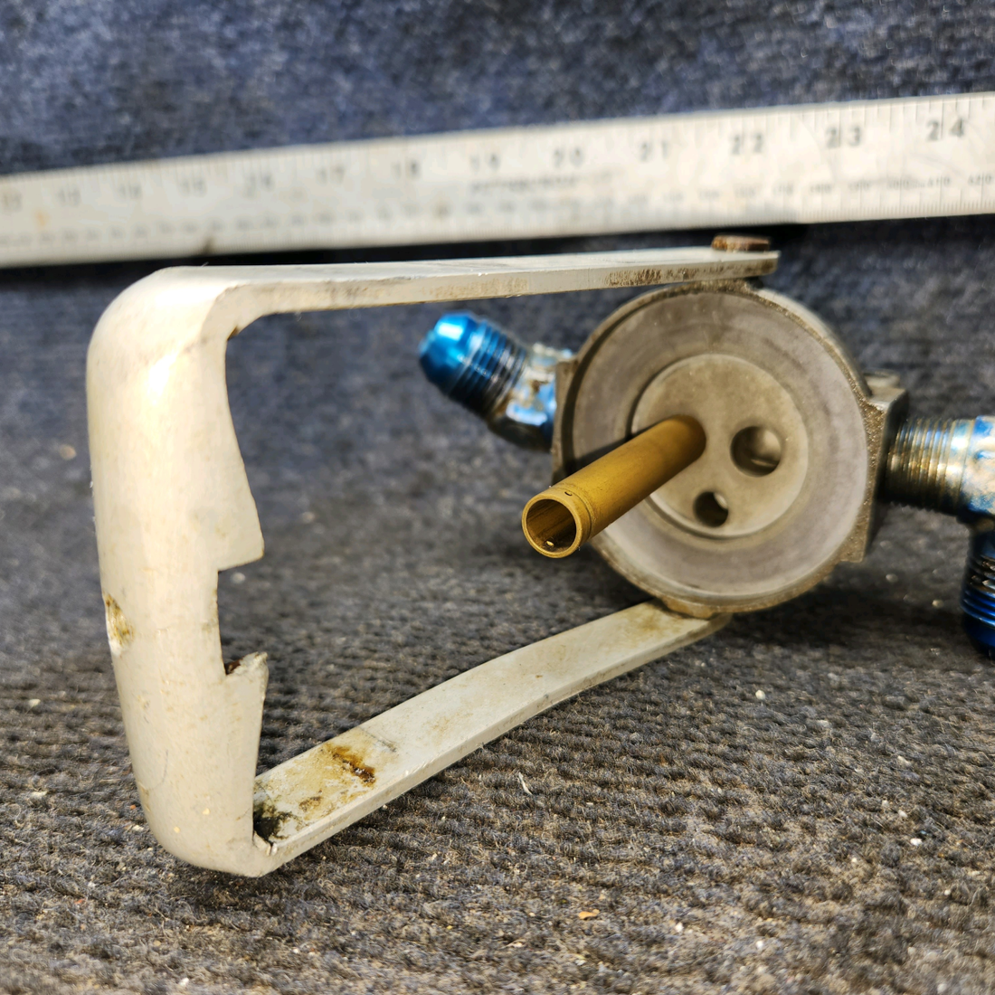 Used aircraft parts for sale, G199-25 Garwin Cessna 172E Fuel Strainer Assembly