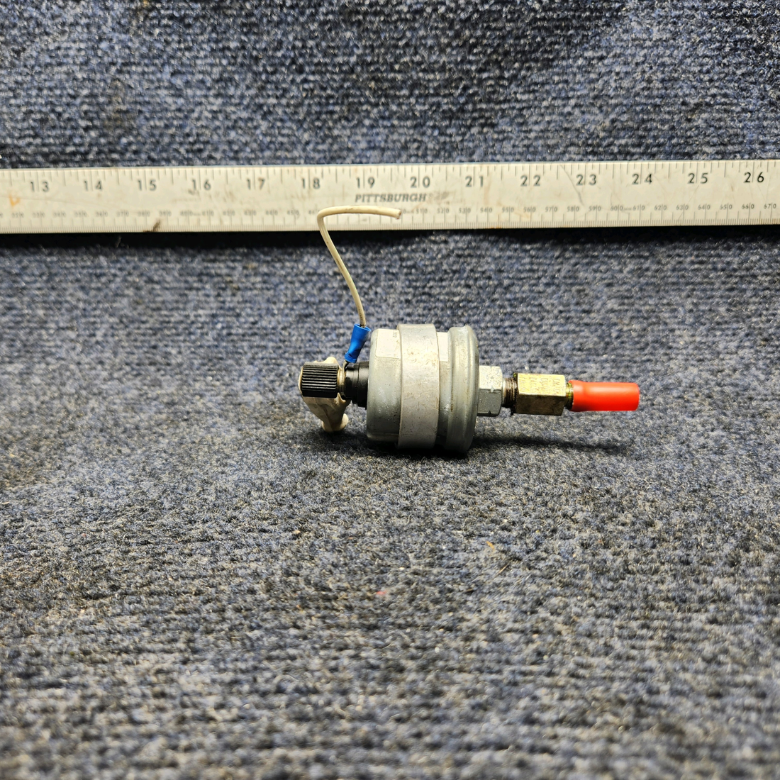 Used aircraft parts for sale, PS-211-9000 Mooney M20J MITCHELL PSI SENDER UNIT (VOLTS: 14)