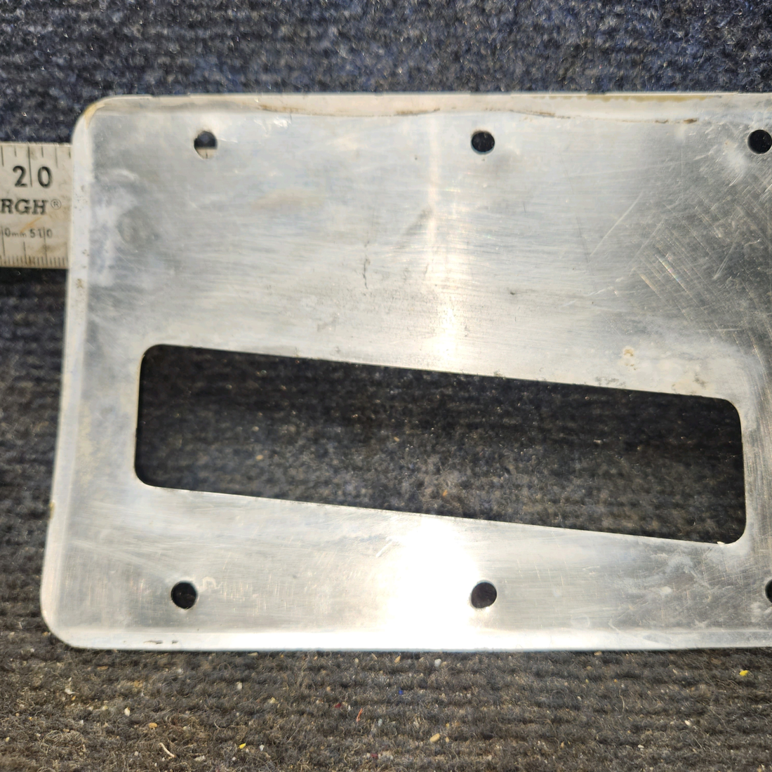 Used aircraft parts for sale, 0441024-1 cessna 150G Landing Gear Fillet Plate – LH