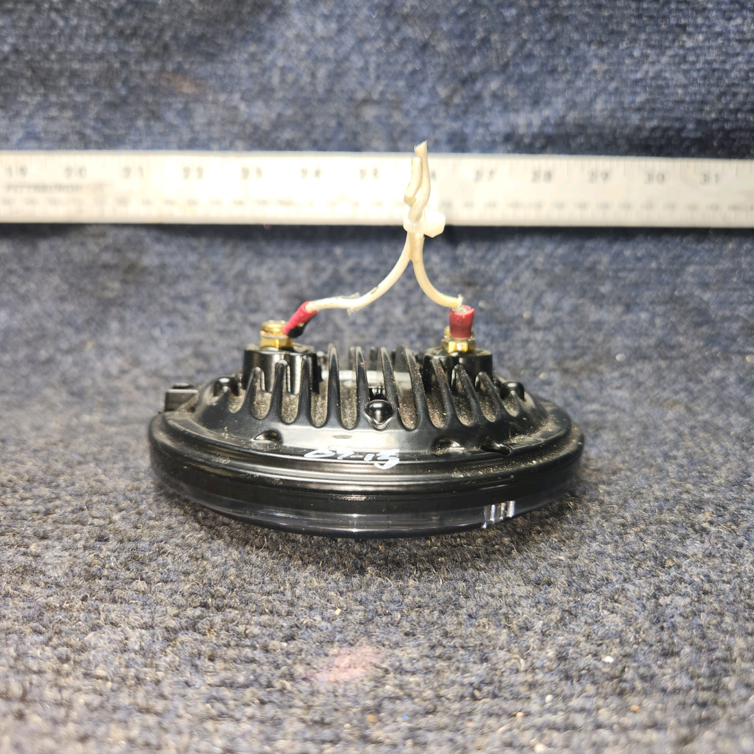 Used aircraft parts for sale, 01-0771424-20 WHELEN PLED2L BEECHCRAFT 95-55B Landing Light  - LED  28V