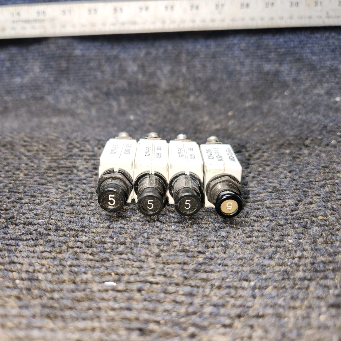 Used aircraft parts for sale, 7277-2-5 Cessna 172E Circuit Breakers 5 Amp