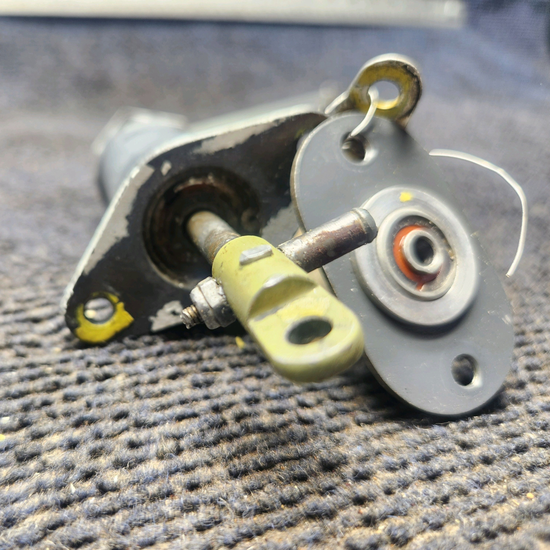 Used aircraft parts for sale, 45-524565-3 Beechcraft 35-33 Elevator Trim Tab Actuator Assembly - LH