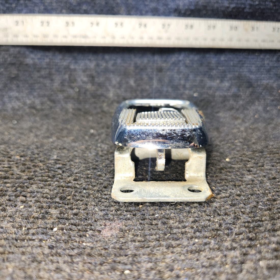 Used aircraft parts for sale, 464-048 Piper PA32RT-300 Aft Cabin Door Handle - LH