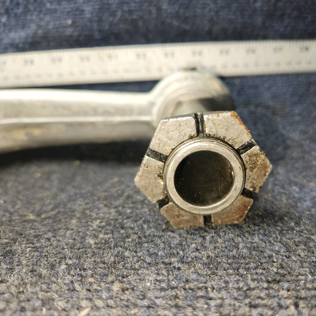 Used aircraft parts for sale, 67100-007 Piper PA32RT-300 Nose Gear Assembly – Less Trunnion