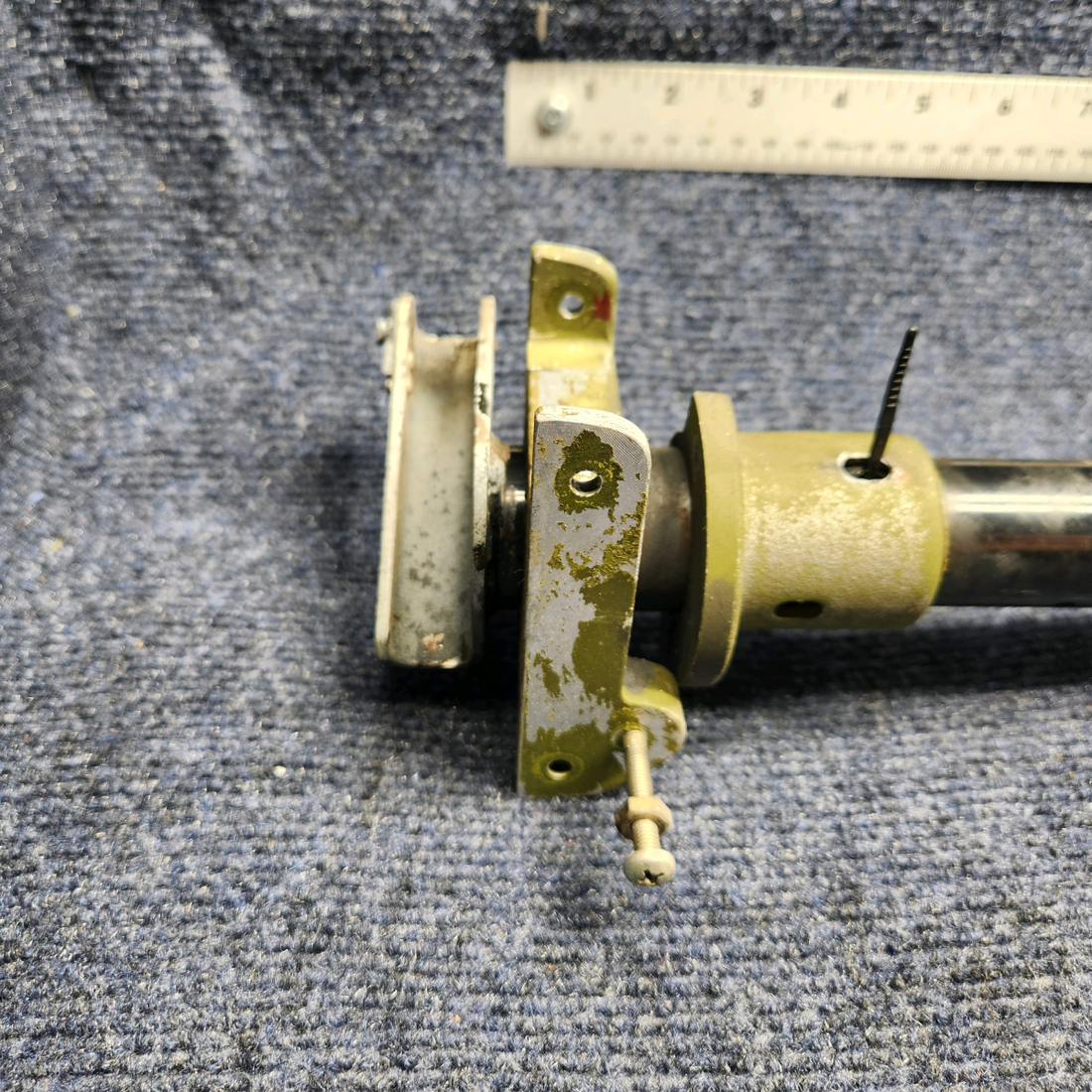 Used aircraft parts for sale, 62705-000 PIPER PA28-161 Warrior III FLAP TORQUE TUBE WITH LH, RH FITTINGS AND TUBE ENDS