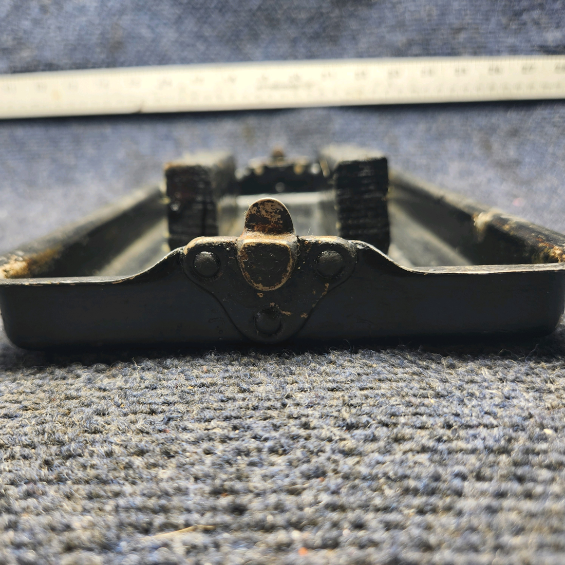 Used aircraft parts for sale, 35-410462-17 Beechcraft A23A Musketeer Custom III BATTERY BOX LID