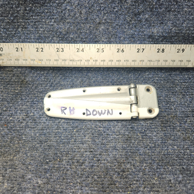 Used aircraft parts for sale, 0413426-4 Cessna C-150J Hinge Assy LH Lower or RH Upper