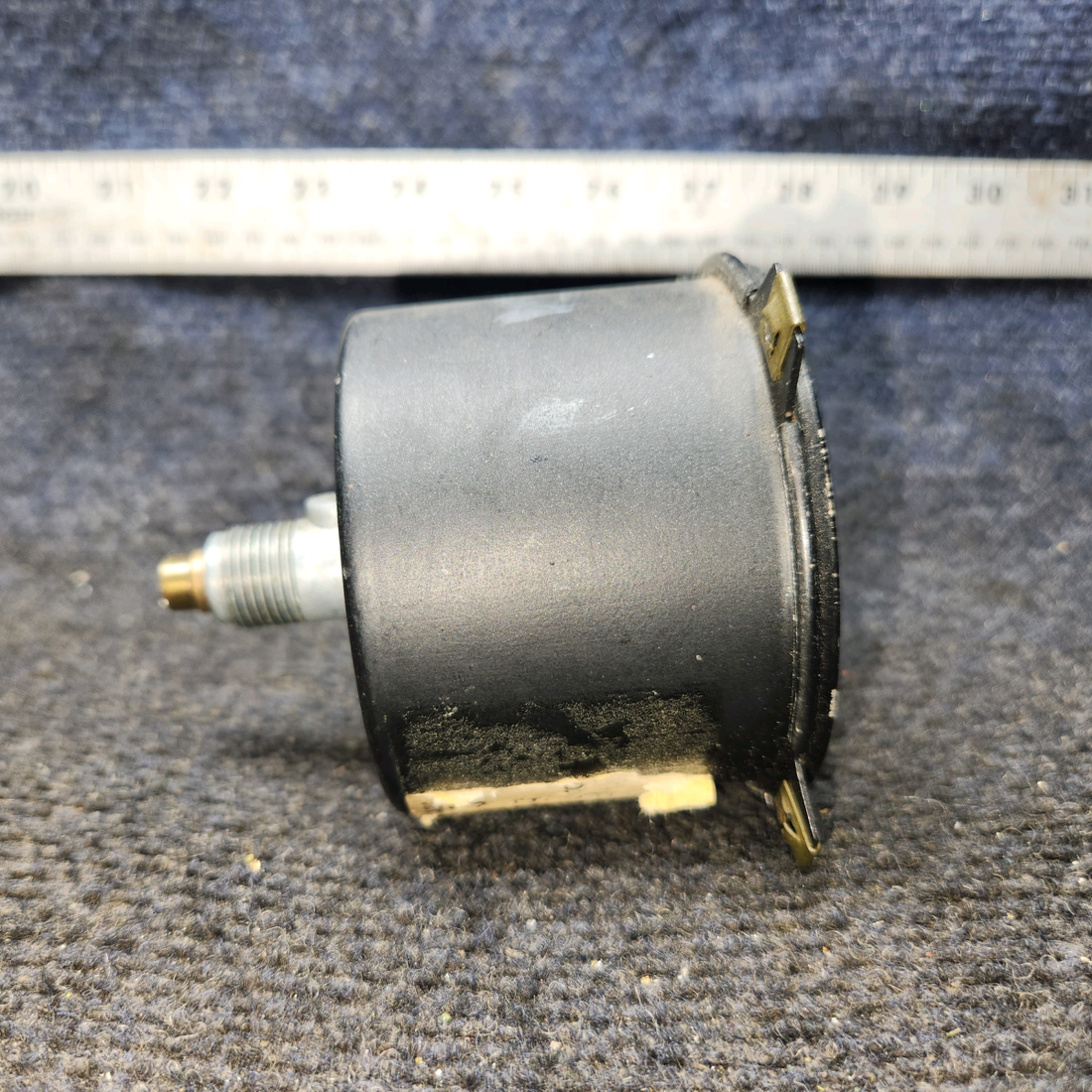 Used aircraft parts for sale, 550-614 Piper PA32RT-300 Tachometer RPM