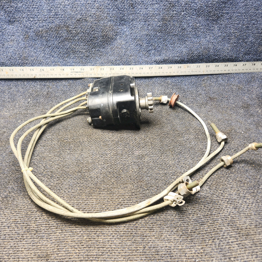Used aircraft parts for sale, 10-51360-29 Bendix Piper PA-28-140 Magneto