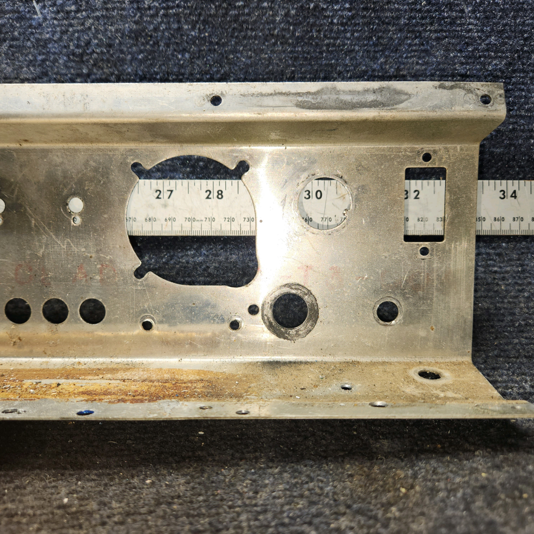 Used aircraft parts for sale, 0713622-4 Cessna 182G Switch Panel