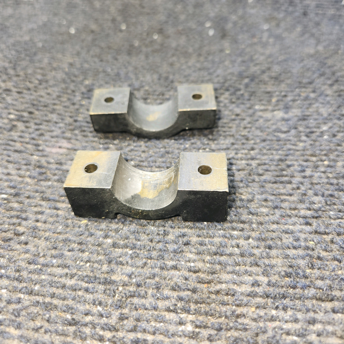 Used aircraft parts for sale, S1674-1 Cessna 182G Rudder Bar Bearing Pair
