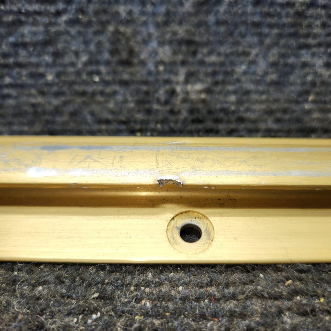 Used aircraft parts for sale, MC0411545-2 cessna 150G Inboard Seat Rail