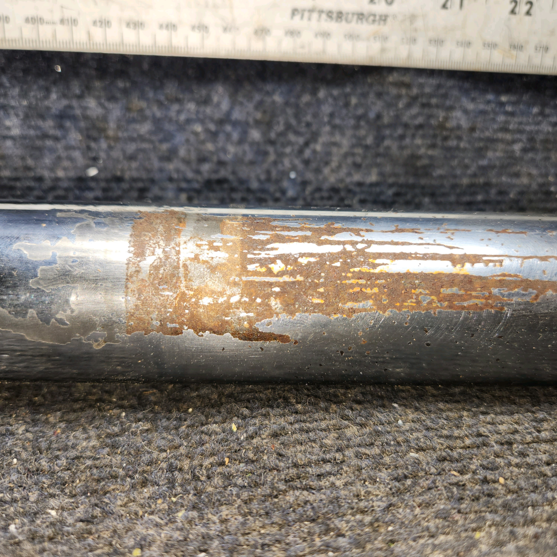 Used aircraft parts for sale, 78738-03 Piper PA-28-140 Stub Axle with Chrome Piston Tube – RH