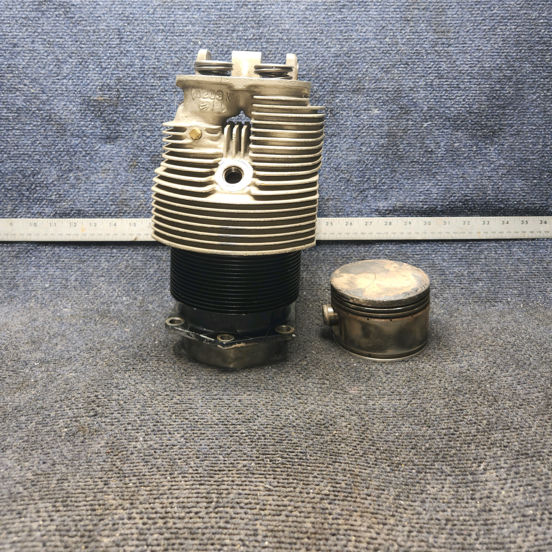Used aircraft parts for sale, SA10200-A1 Superior O-300 Cessna 172 Cylinder with Valves and Springs