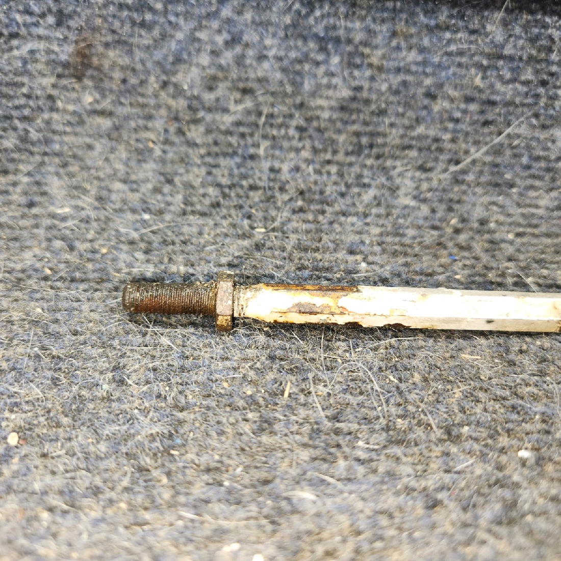 Used aircraft parts for sale, 62764-000 piper PA-28-181 Flap Tube Rod Assembly