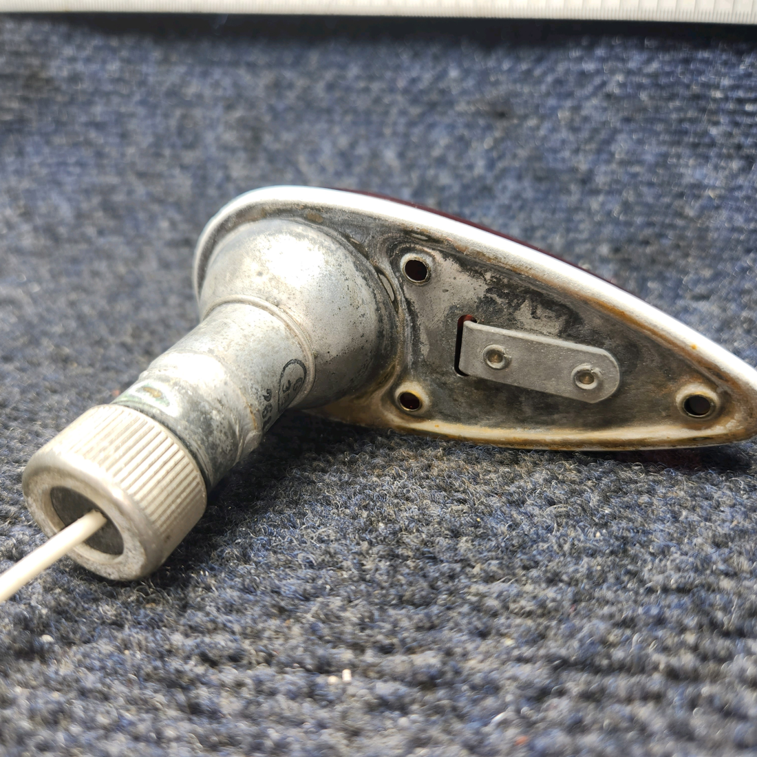 Used aircraft parts for sale, B3307-3 Grimes BEECHCRAFT 95-55B Wing Tip Navigation Light