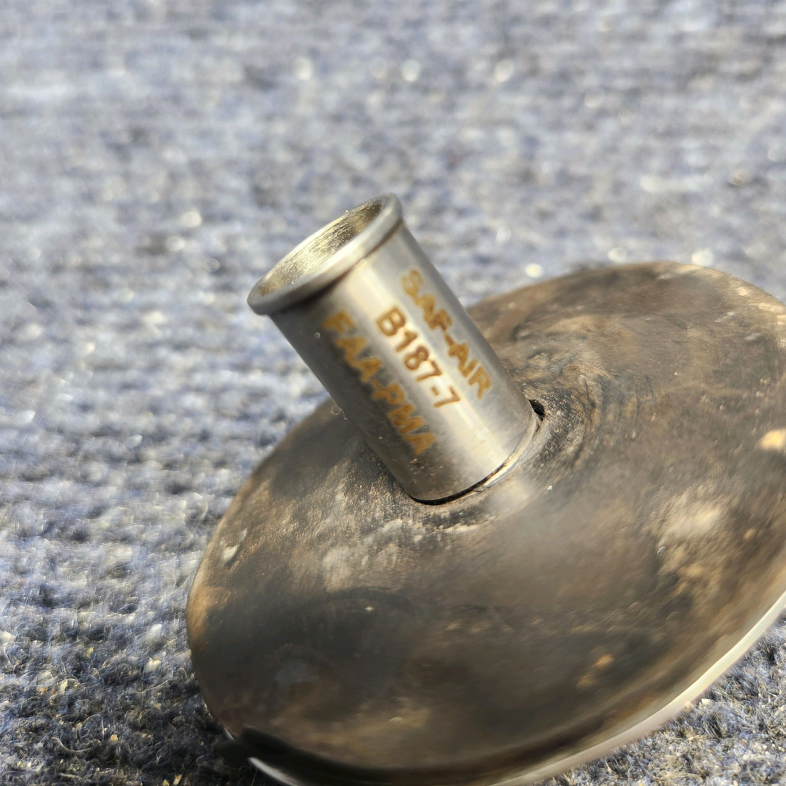 Used aircraft parts for sale, QDV-2 Beechcraft F33A QUICK DRAIN VALVE ASSEMBLY