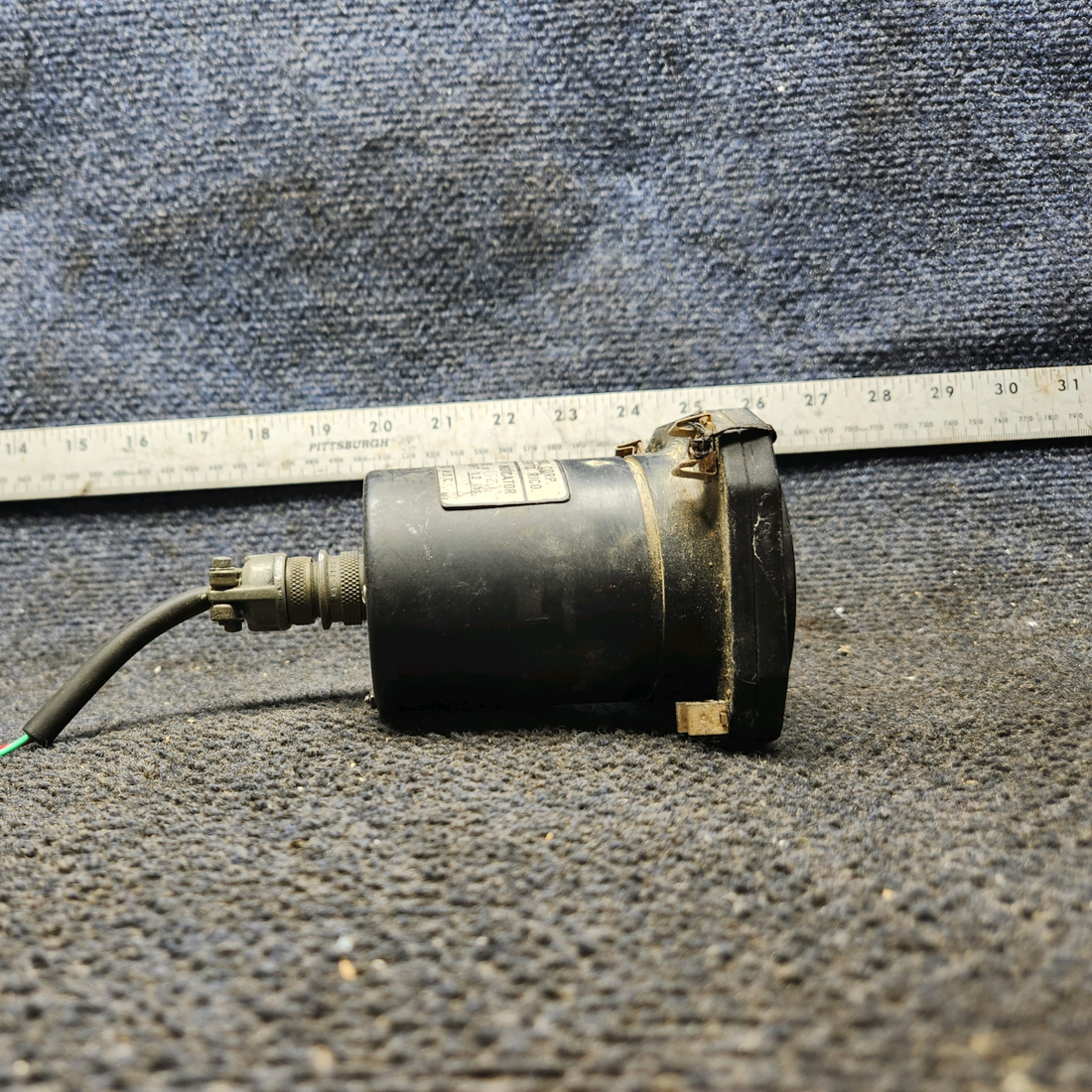 Used aircraft parts for sale, 1394T100-7Z Electric Gyro Corp cessna 150G Turn Coordinator Indicator (12-32V)