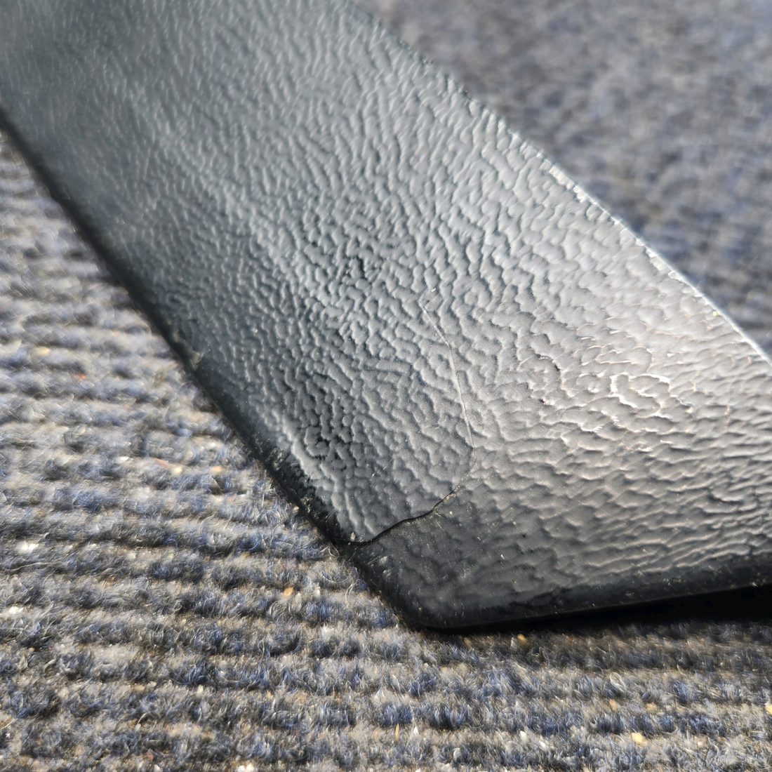 Used aircraft parts for sale, 99252-010 Piper PA32RT-300 Exhaust Vent Cover