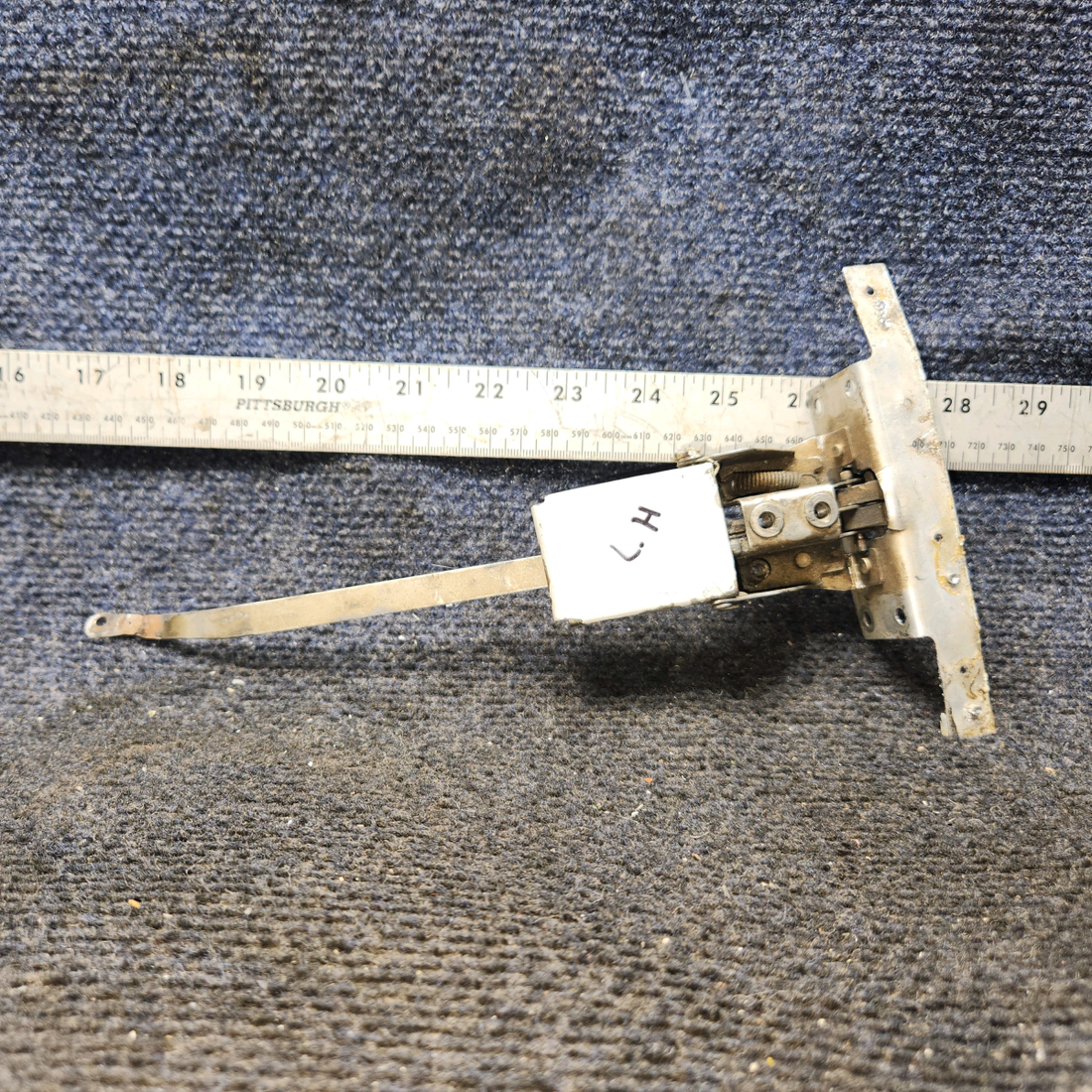 Used aircraft parts for sale, 0511112-17 Cessna 172 Cabin Door Latch Assembly "Has Repair"