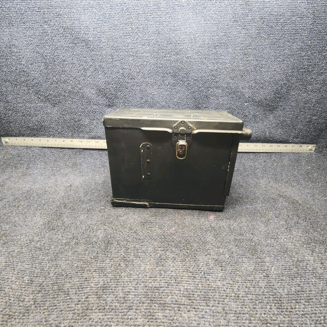 Used aircraft parts for sale, 36-369015-11, 36-369015-13 Beechcraft F33A BATTERY BOX WITH LID AND SIDE PANEL
