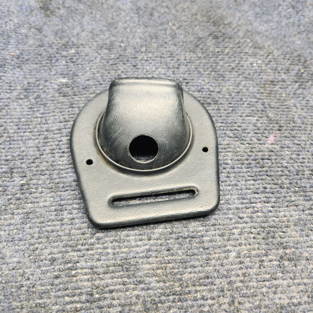 Used aircraft parts for sale, 65735-019 / 65735-018 PIPER PA28-161 Warrior III AIR VENT FLANGE & CUP ASSEMBLY